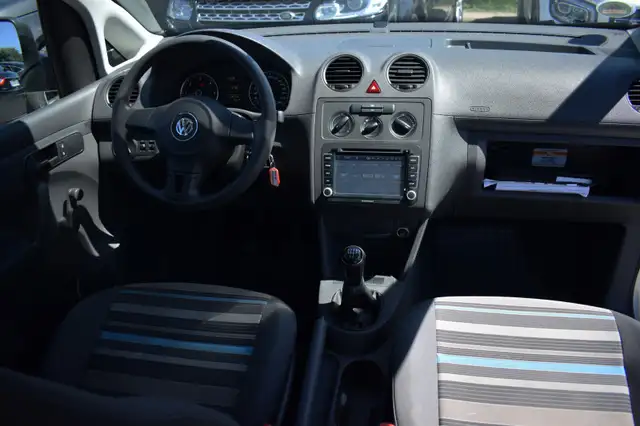 Volkswagen Caddy view 10