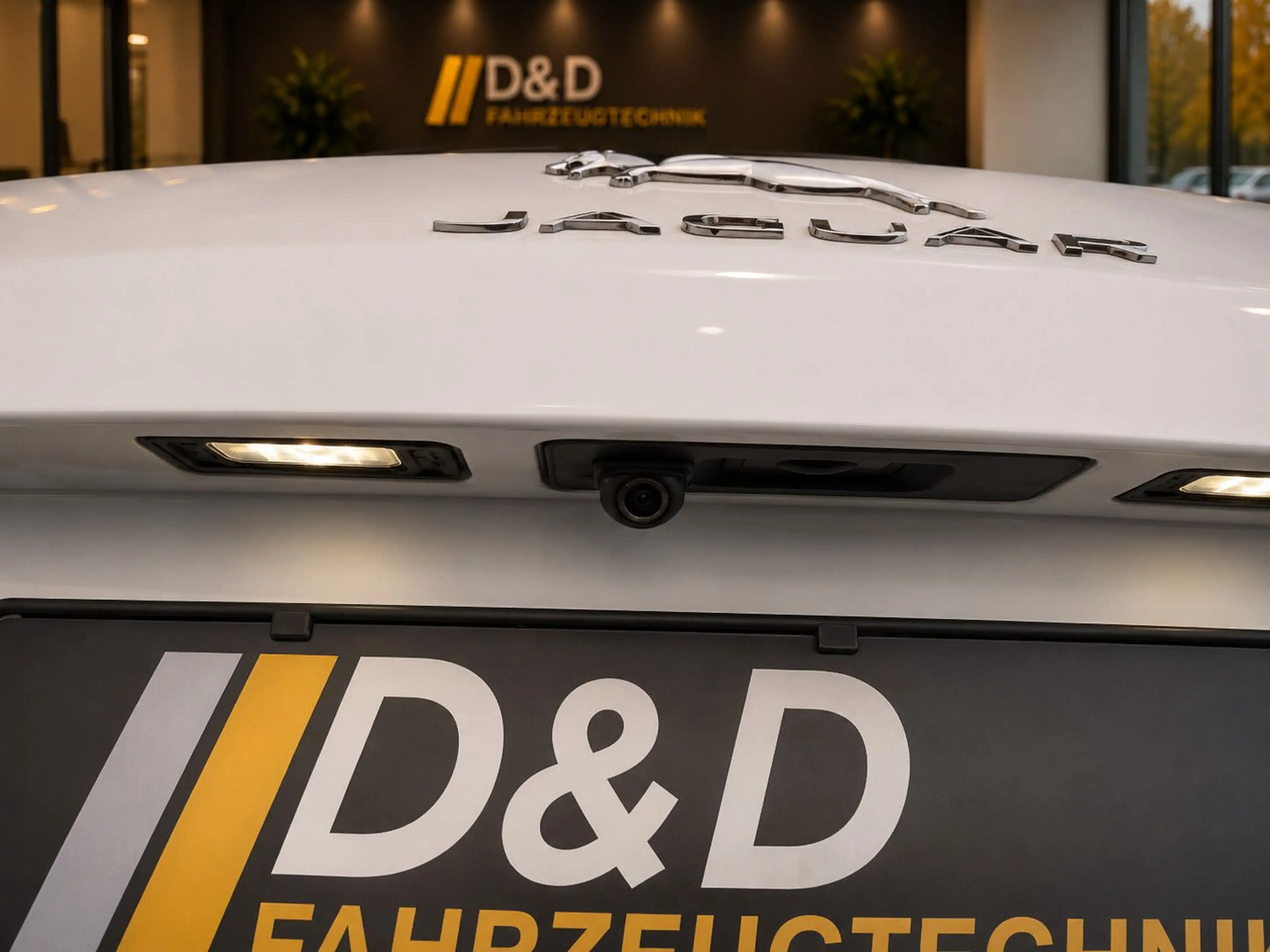 Jaguar F-Pace F-PACE Prestige AWD*Pano*Automatik* — photo 14