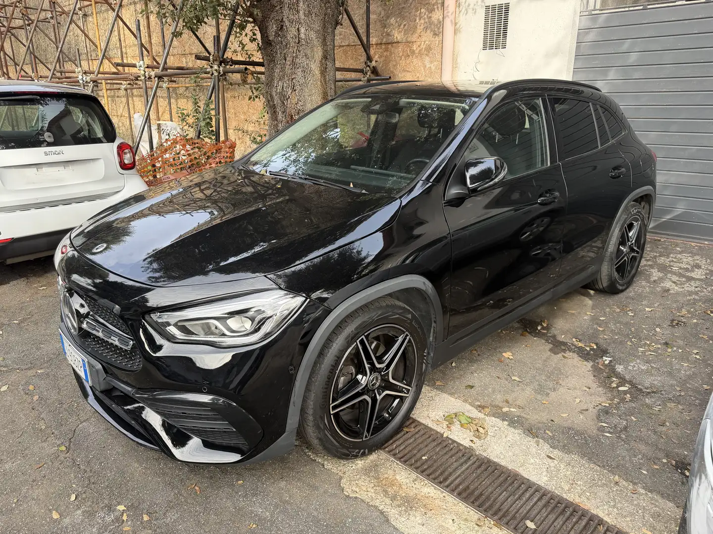 Mercedes-Benz GLA 200 d Premium Amg cambio automatico Pack Luci navi Noir - 2
