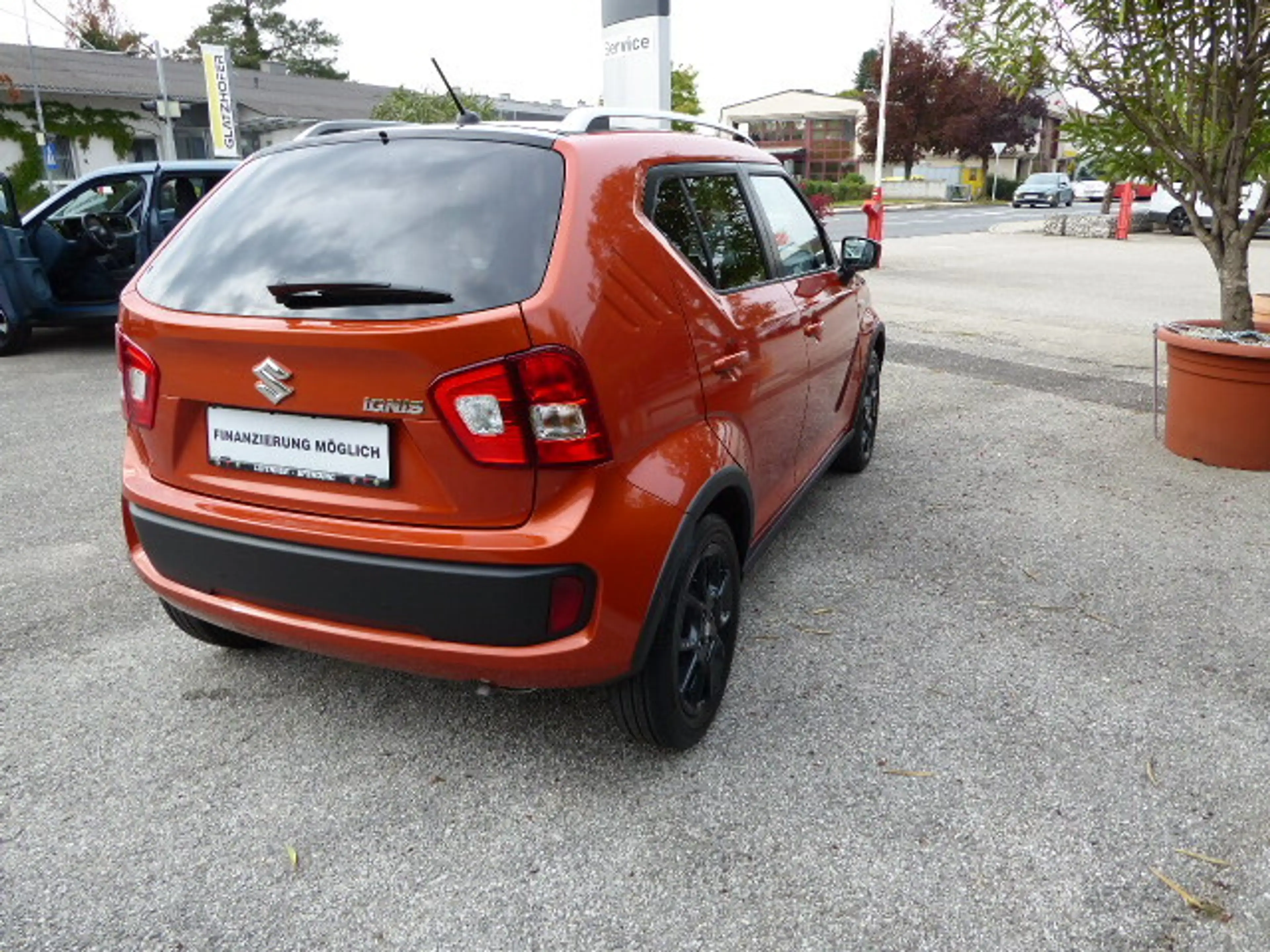Suzuki Ignis 1,2 Shine Aut. — photo 2