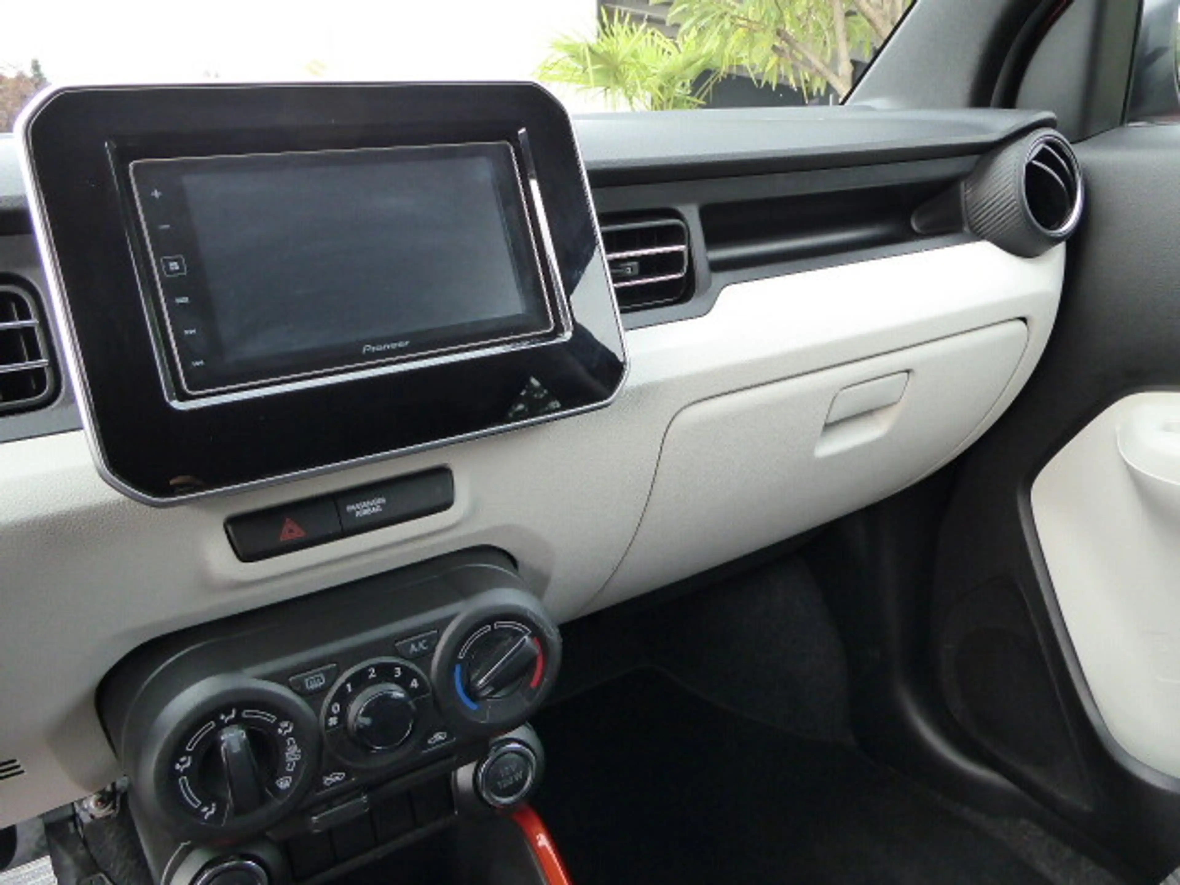Suzuki Ignis 1,2 Shine Aut. — photo 12