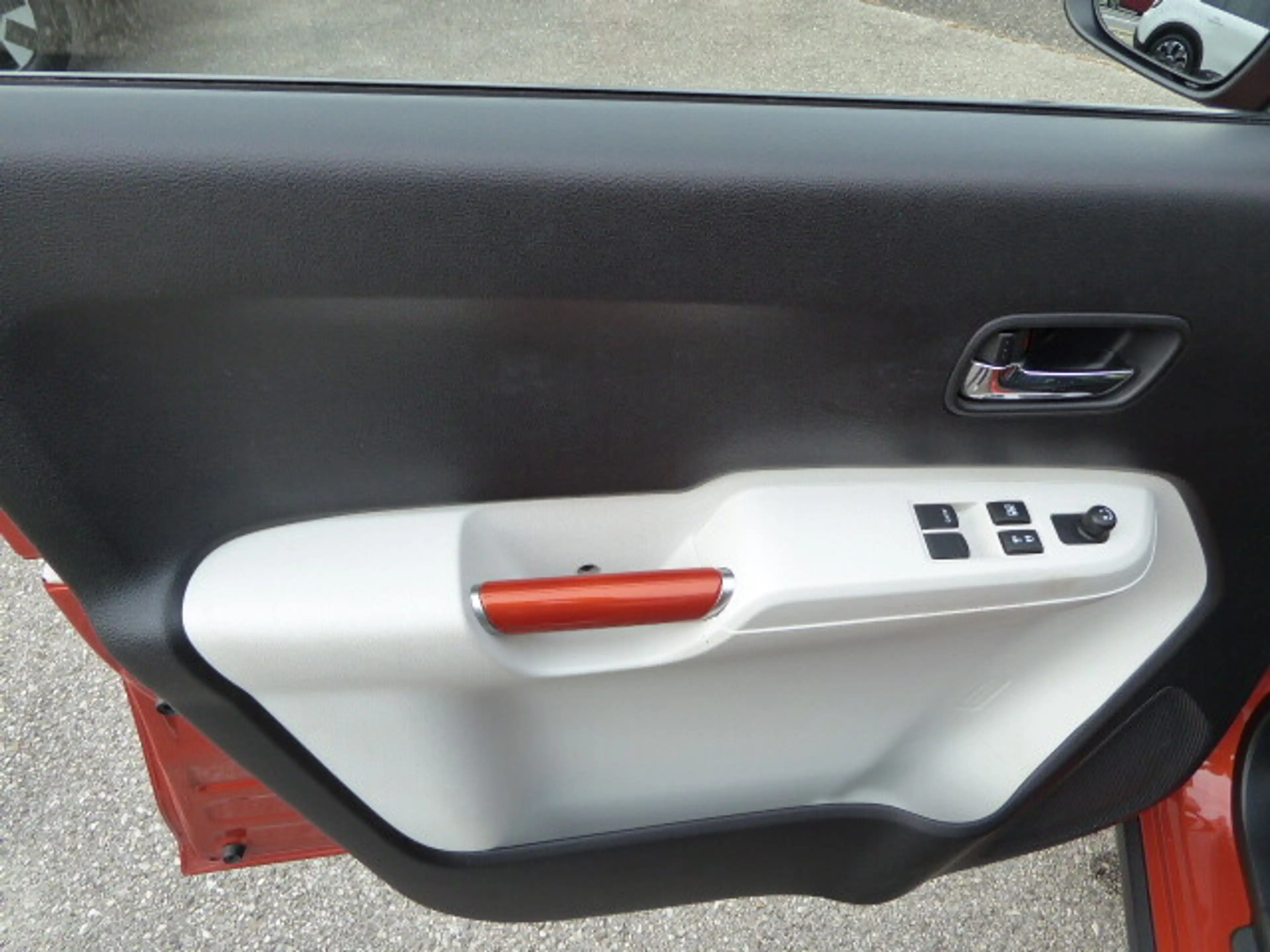 Suzuki Ignis 1,2 Shine Aut. — photo 8