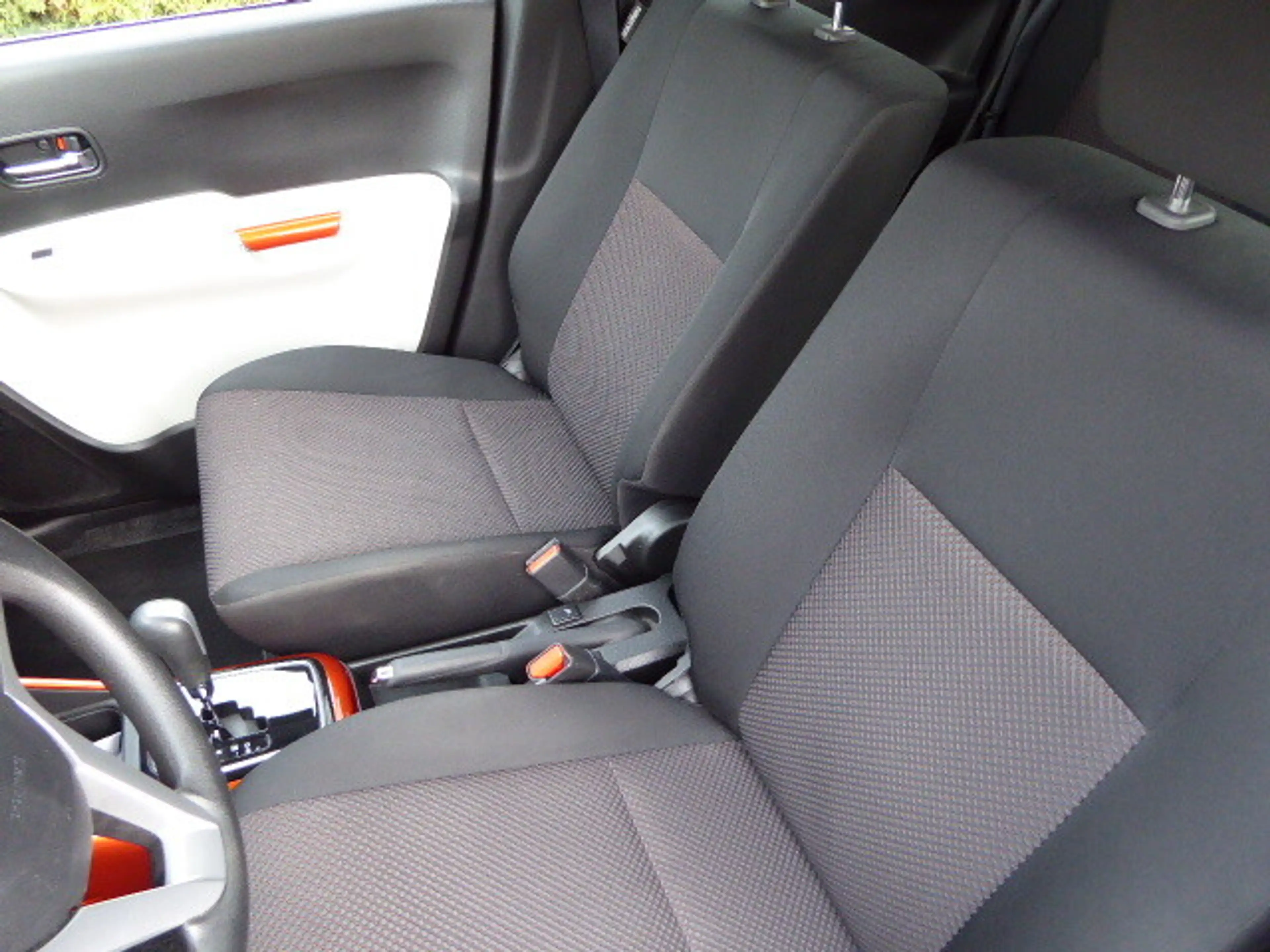 Suzuki Ignis 1,2 Shine Aut. — photo 9