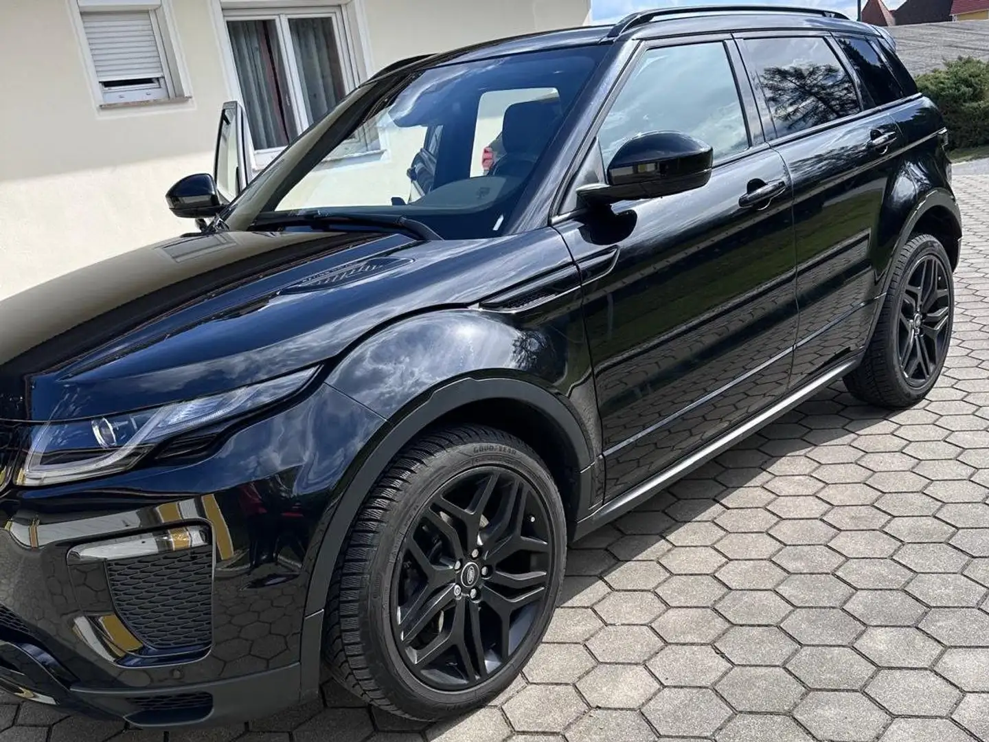 Land Rover Range Rover Evoque Range Rover Evoque HSE Dynamic 2,0 TD4 Aut. Schwarz - 1