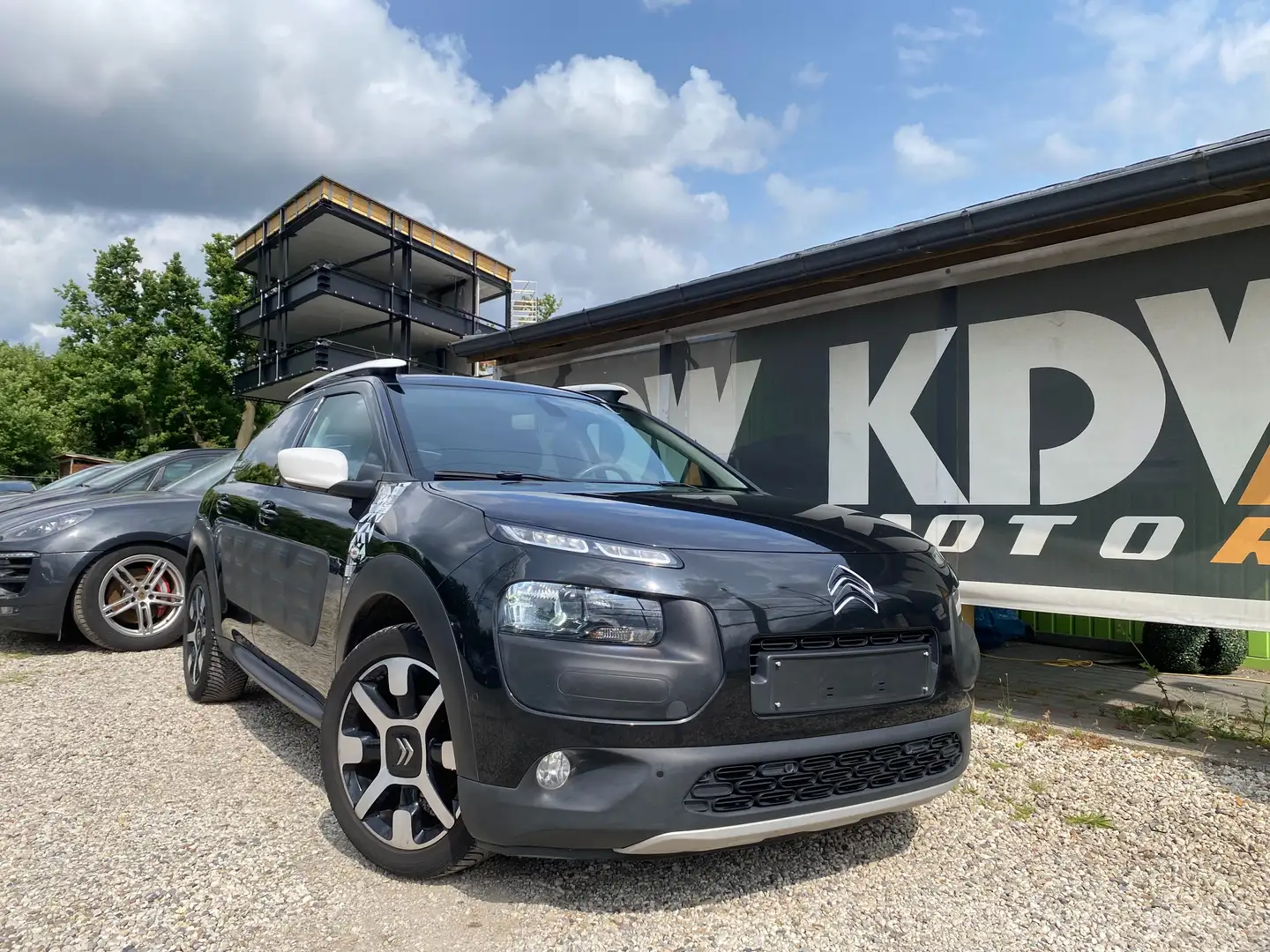 Citroen C4 Cactus 1.2 PureTech Rip Curl Negro - 1