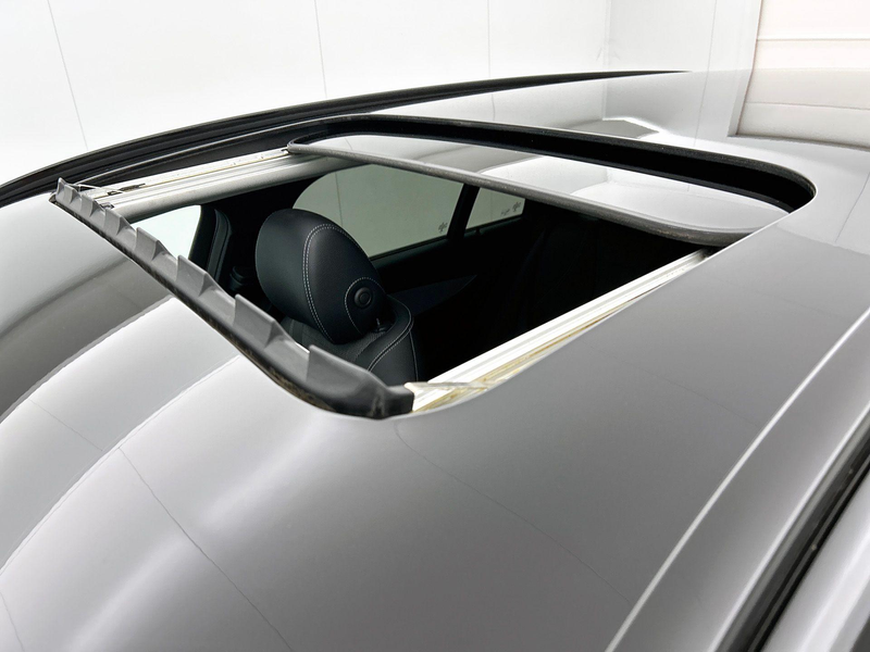 Mercedes-Benz E 300 Estate e Avantgarde BLACK-LINE CAMERA | LEER | MAT — photo 4