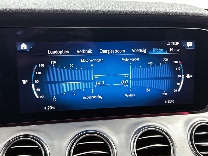 Mercedes-Benz E 300 Estate e Avantgarde BLACK-LINE CAMERA | LEER | MAT — photo 21