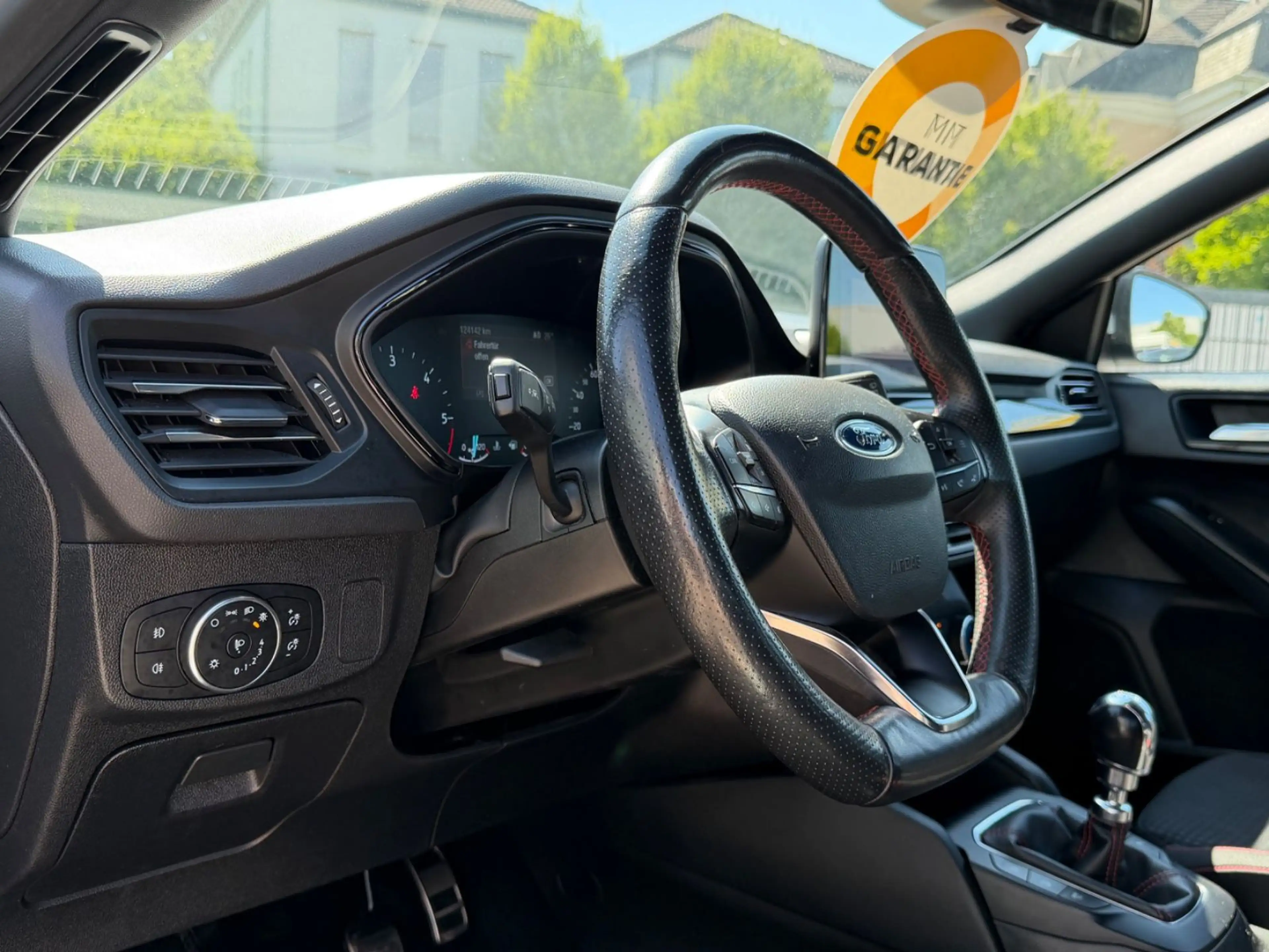 Ford Focus Turnier ST-Line 120 PS — photo 11