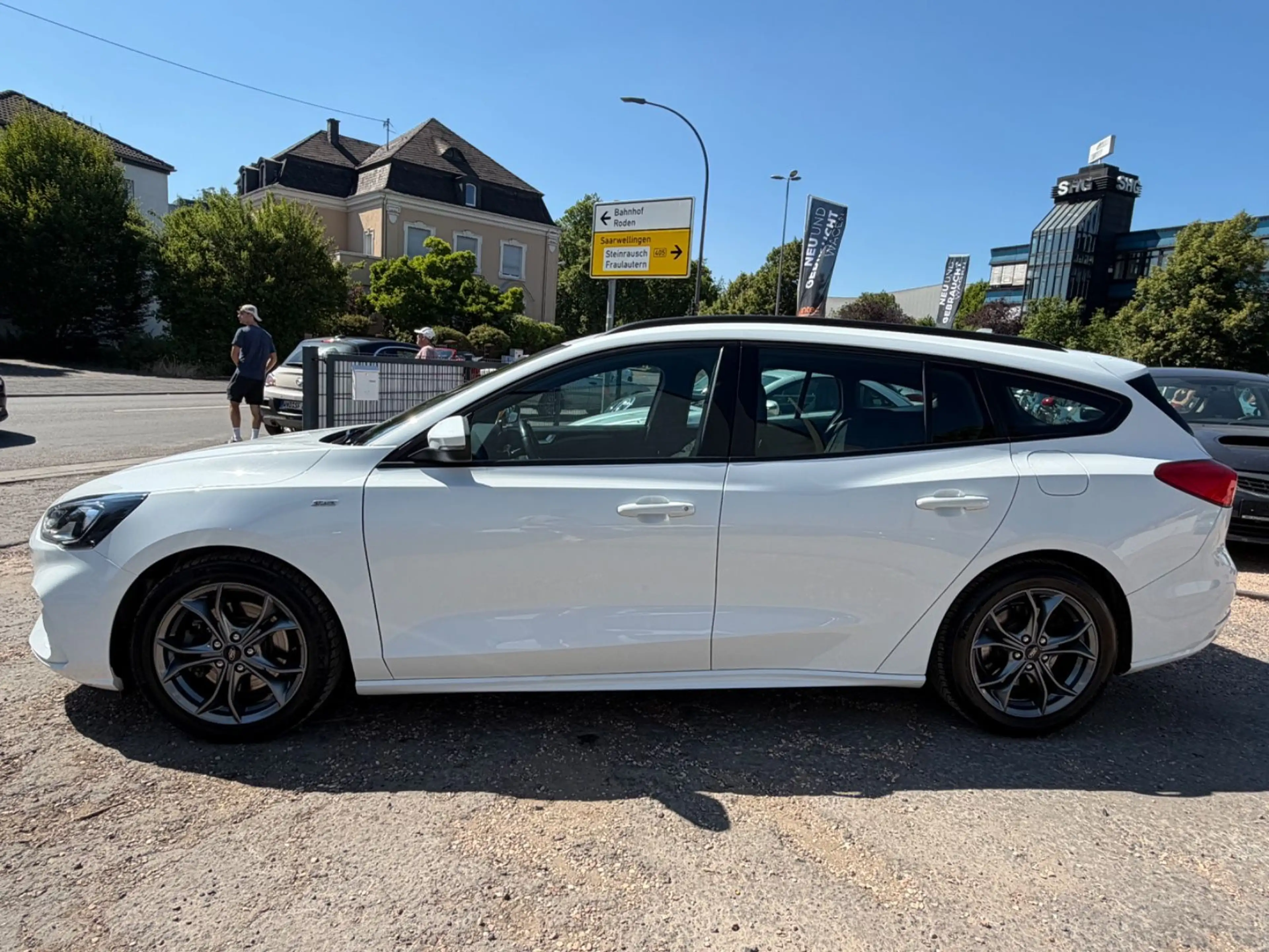 Ford Focus Turnier ST-Line 120 PS — photo 3