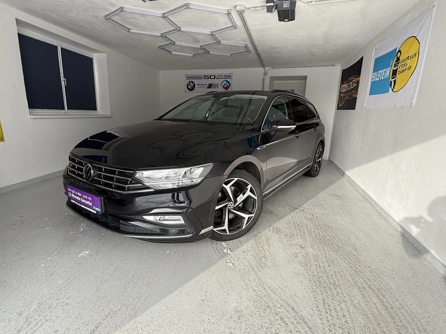 Volkswagen Passat Variant *R-Line*Business*ACC*LED*Massage*Sitzheizung Schwarz - 1