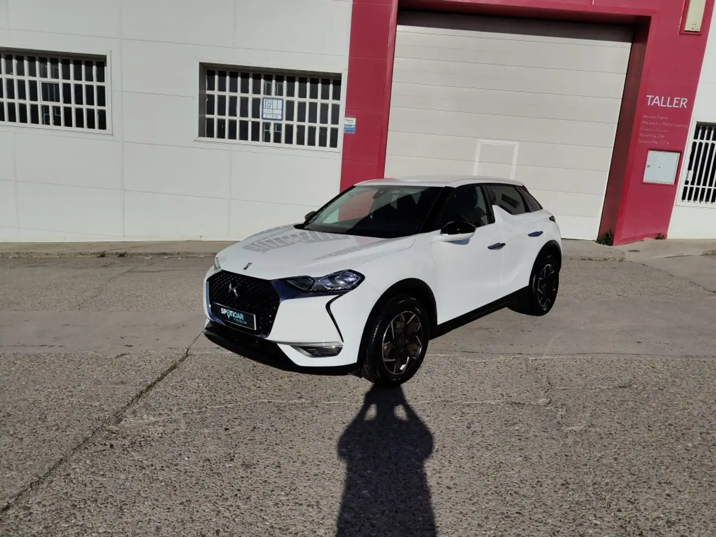 DS Automobiles DS 3 Crossback BlueHDi So Chic 100 Fehér - 1
