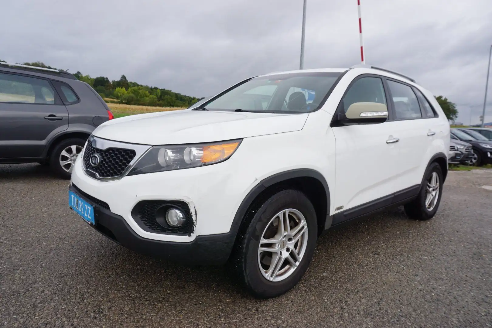 Kia Sorento 2,2 CRDi Active DPF 4WD Aut. Weiß - 2