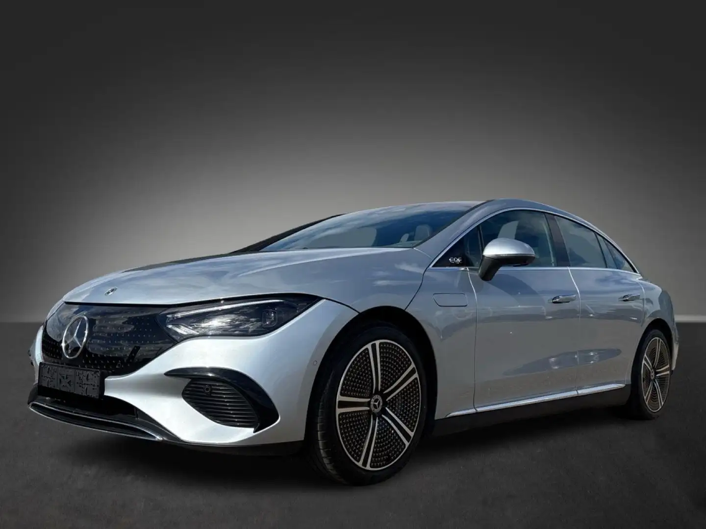 Mercedes-Benz EQE 300 Business Solution Luxury 89 kWh | | Levering eind Gris - 1