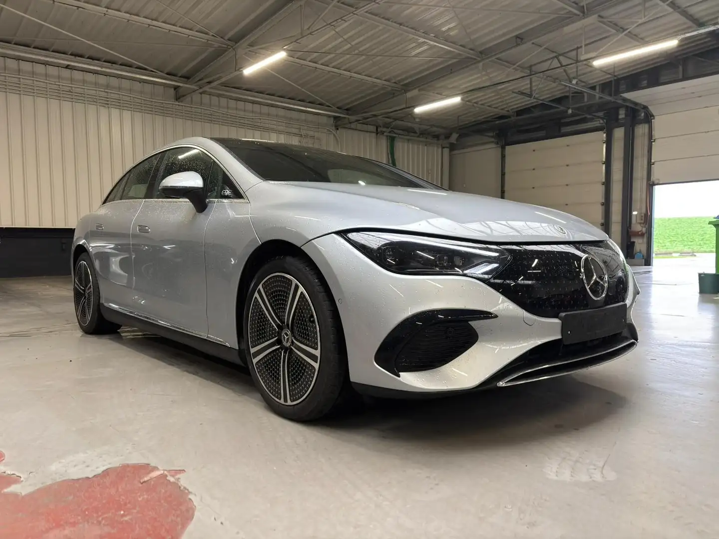 Mercedes-Benz EQE 300 Business Solution Luxury 89 kWh | Burmester sound Grigio - 1