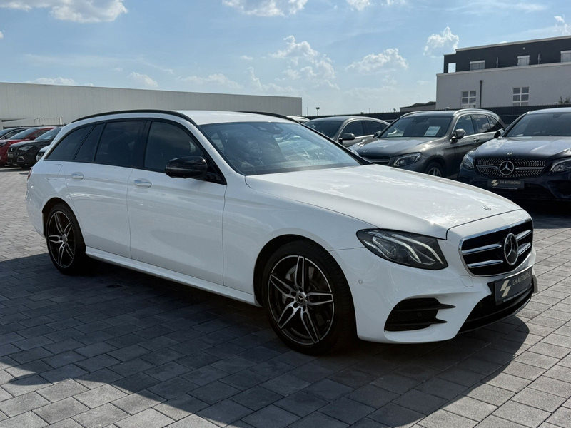 Mercedes-Benz E 400 d T 4 MATIC *AMG*DISTR+*360°KAM*BURMESTER — photo 2