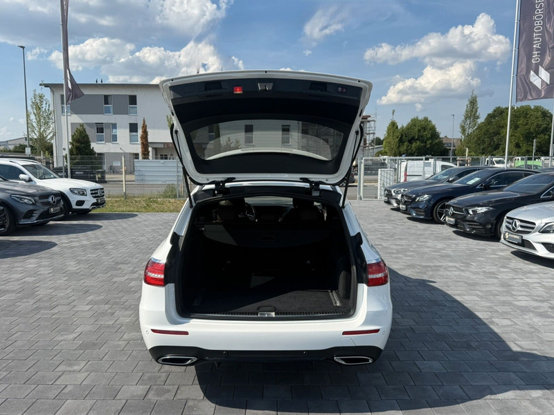Mercedes-Benz E 400 d T 4 MATIC *AMG*DISTR+*360°KAM*BURMESTER — photo 7