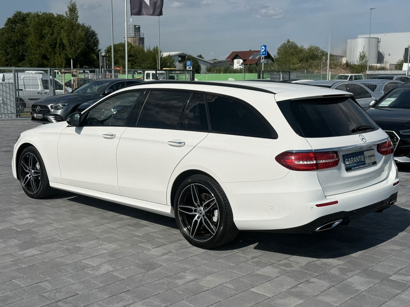 Mercedes-Benz E 400 d T 4 MATIC *AMG*DISTR+*360°KAM*BURMESTER — photo 4