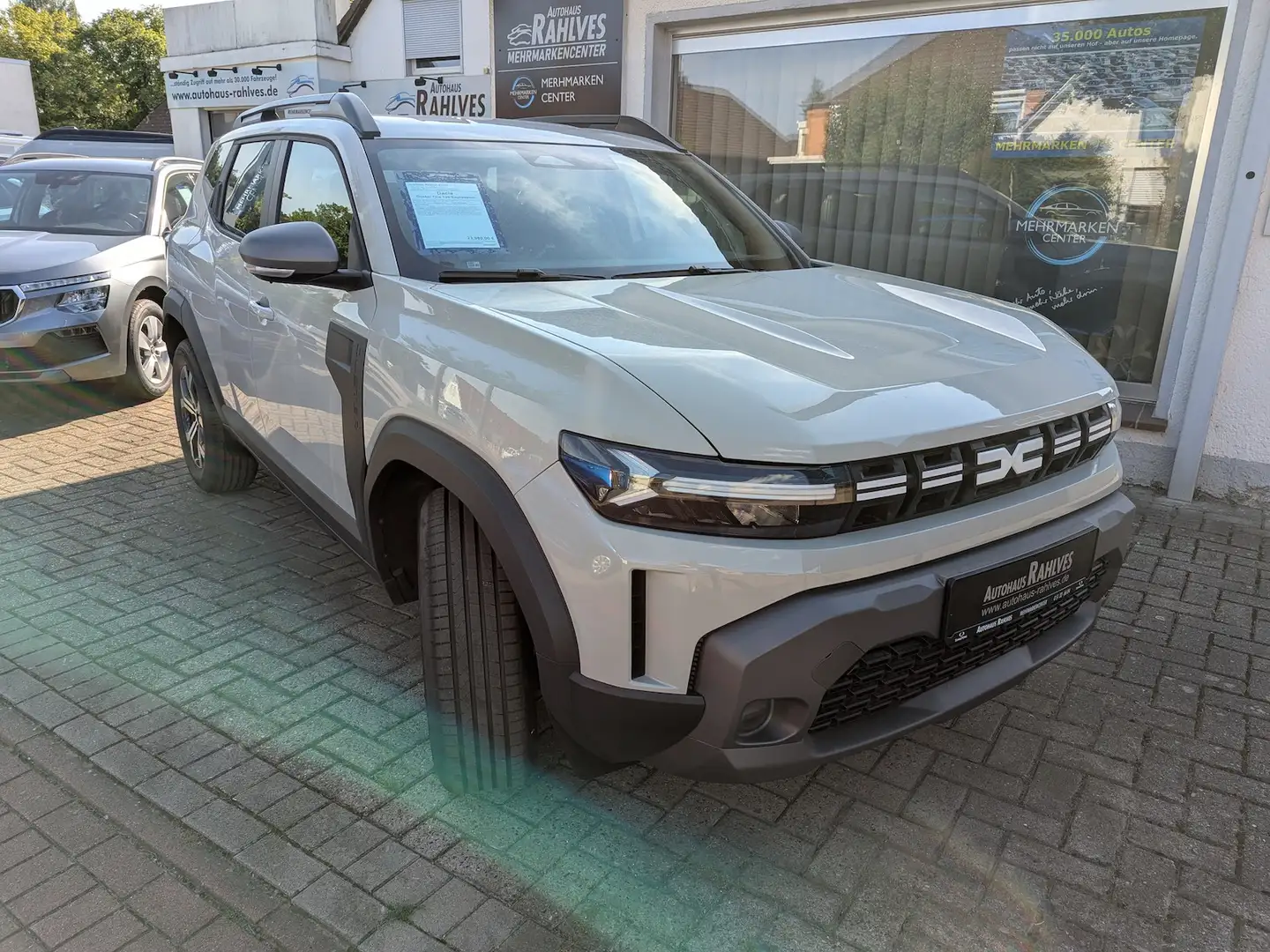 DACIA Duster
