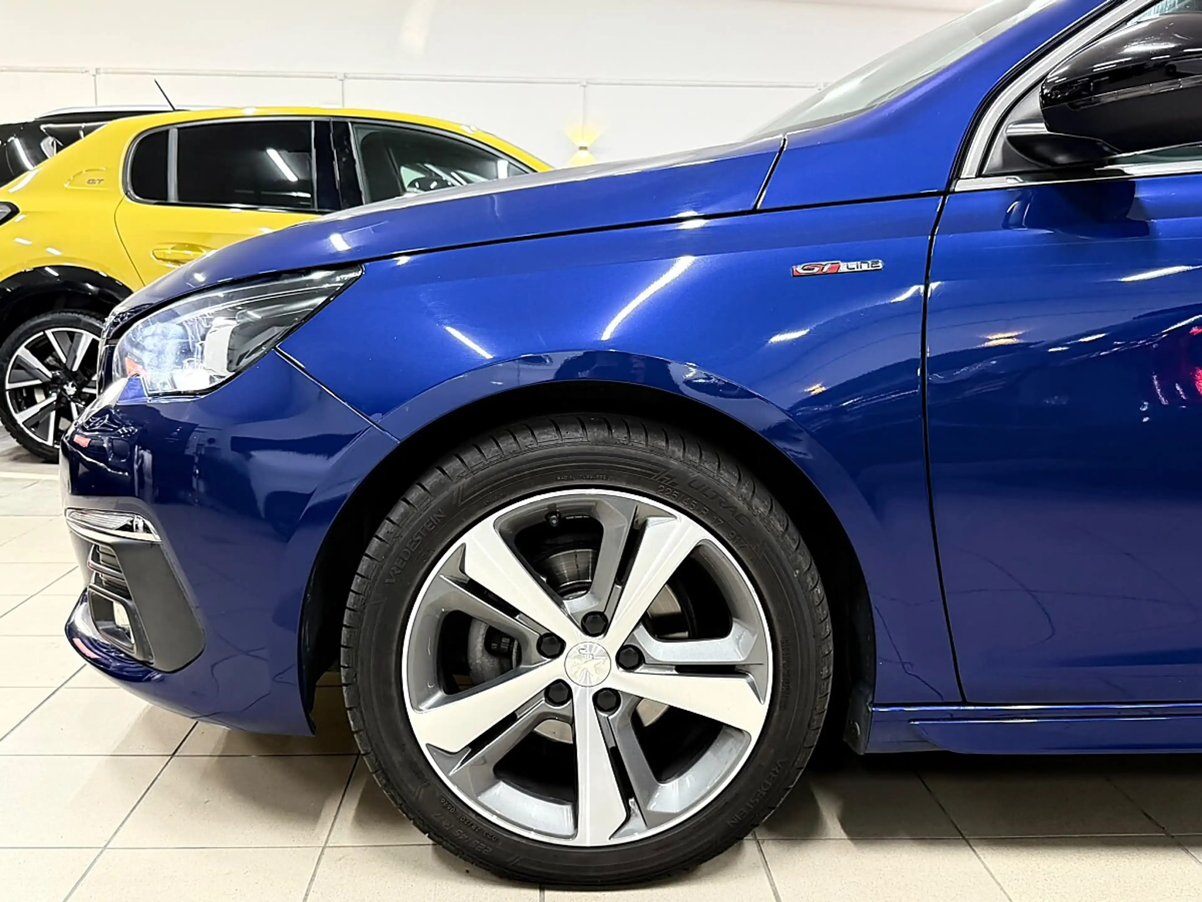 Peugeot 308 1.2 e-THP/PureTech 130 GT Line Start/Stop *weni... — photo 11