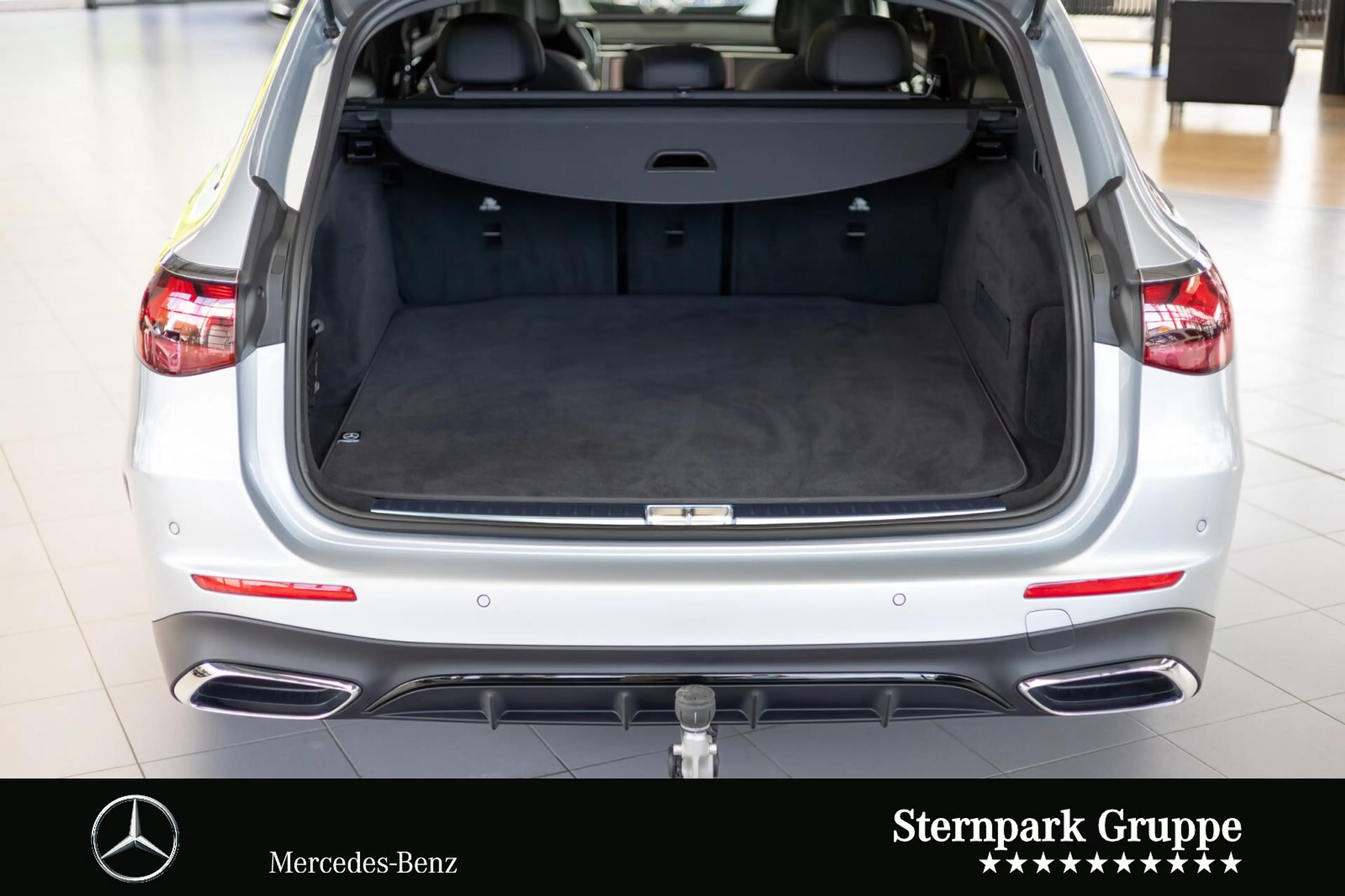 Mercedes-Benz E 450 E 450 d 4M T AMG Prem+*AHK*HUD*Sitzkl*Pano*Burm* — photo 11