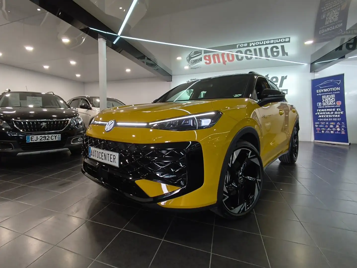 Volkswagen T-Roc R-Line 1st Edition 1.5 eTSI 110kW DSG Amarillo - 1