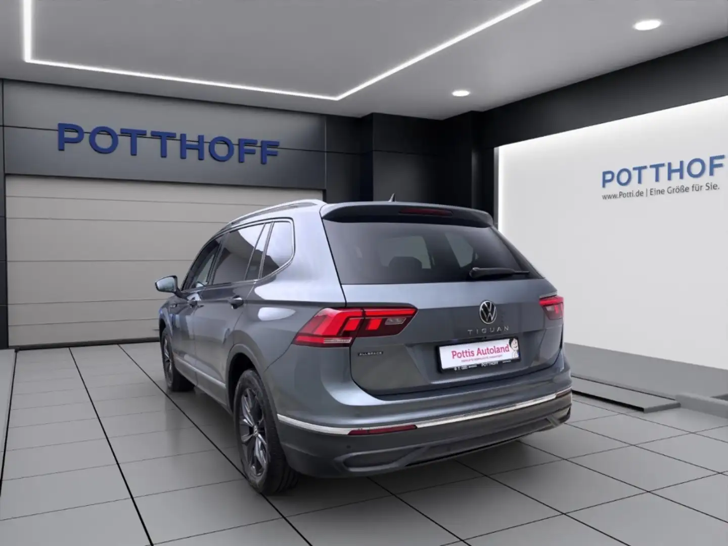 Volkswagen Tiguan Allspace 1.5 TSI LIFE NAVI AHK KAMERA PDC Grau - 2