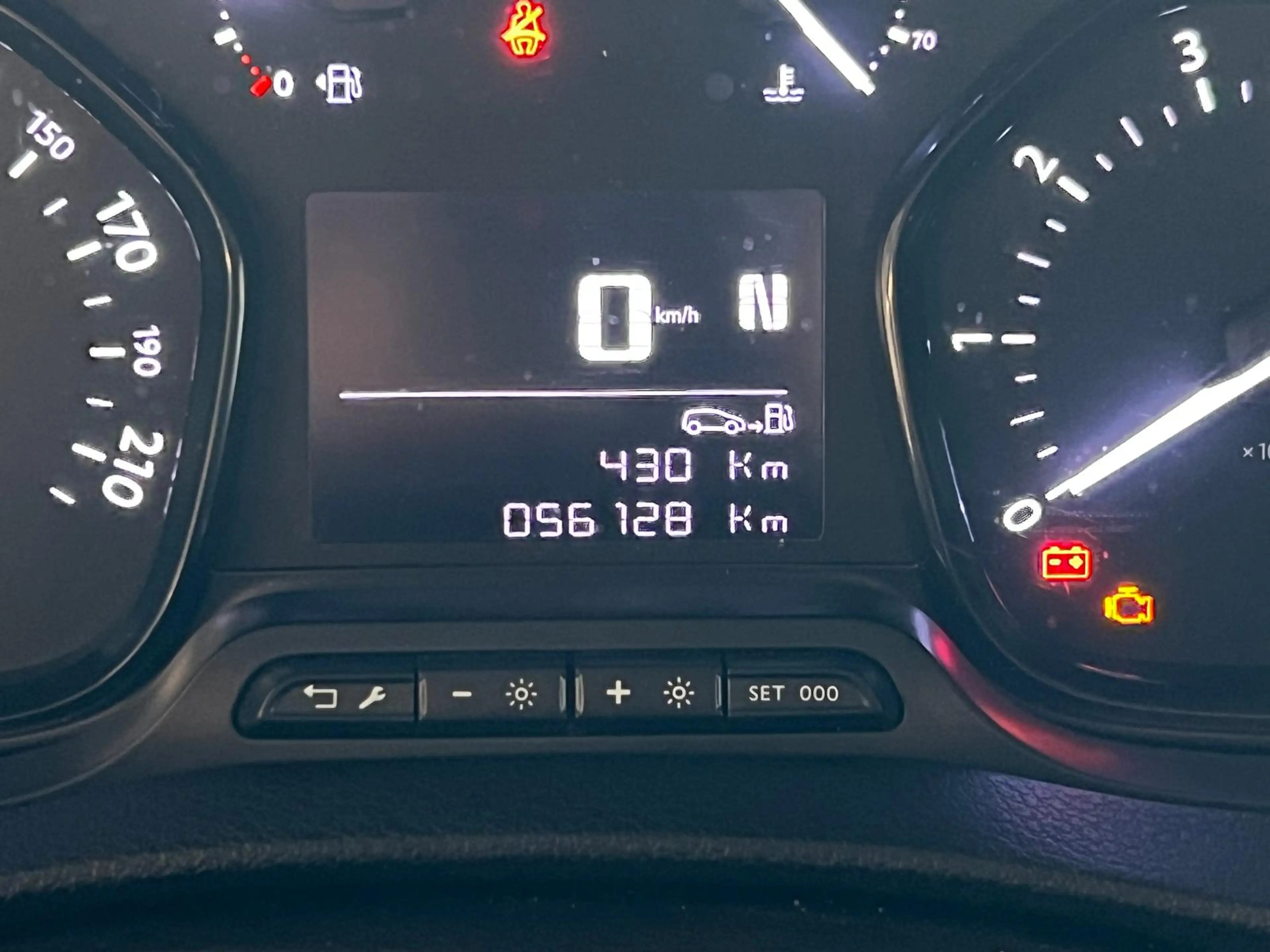 Citroen Jumpy 2.0HDI 7-Sitze + Rollstuhlplatz LightFLOOR — photo 15