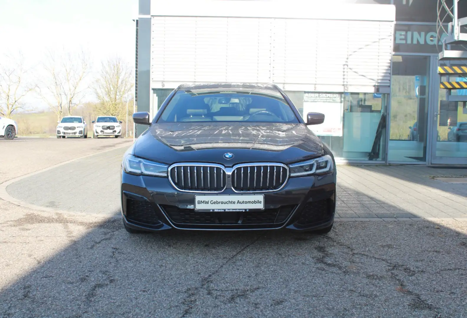 BMW 520 d Touring M Sport Komfortsitze HUD Pano ACC Gris - 2
