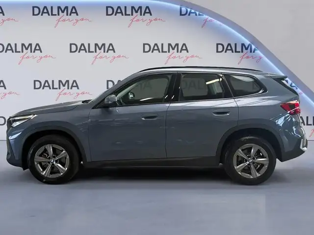 BMW X1 view 2