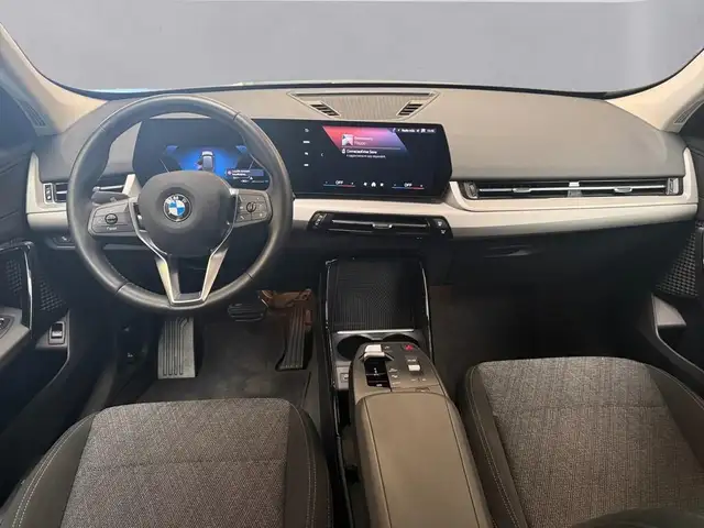 BMW X1 view 11