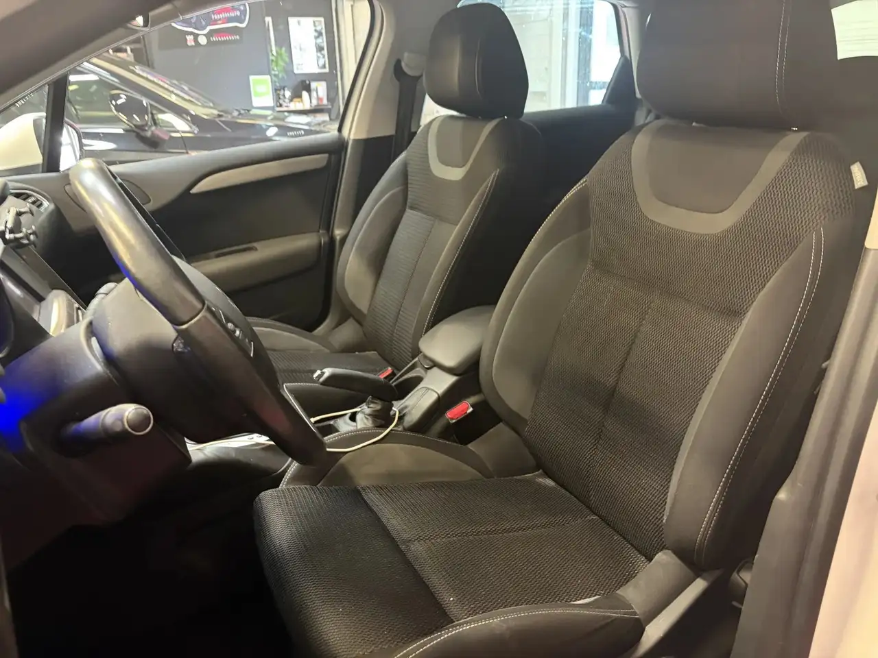 Citroen C4 Berline — photo 10