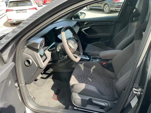 Audi RS3 Audi RS 3 Limousine Ansicht 4