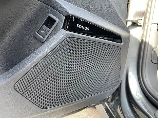 Audi RS3 Audi RS 3 Limousine Ansicht 7