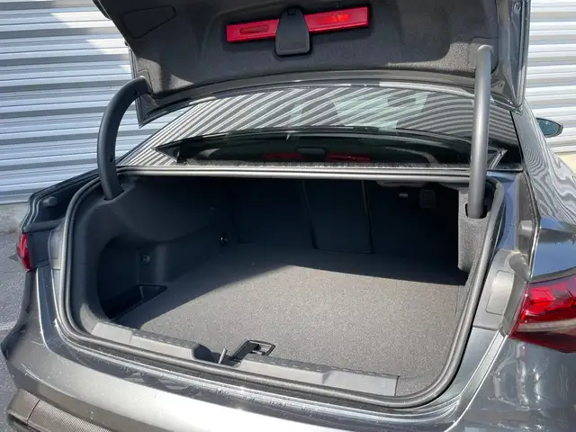 Audi RS3 Audi RS 3 Limousine Ansicht 8