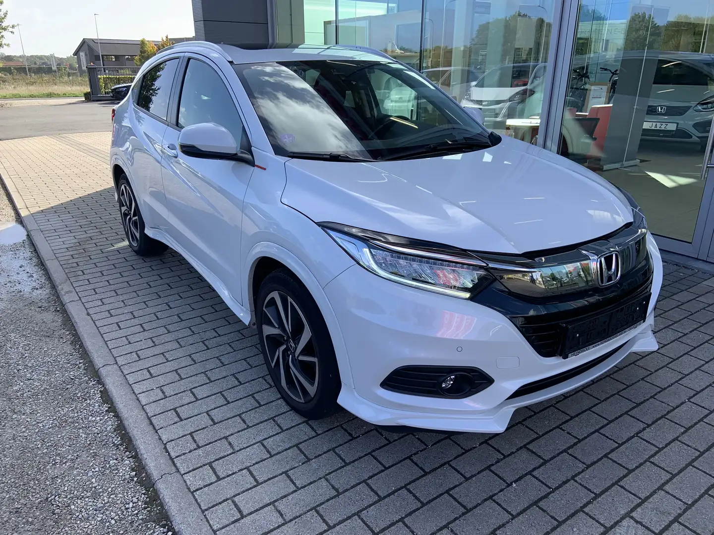 Honda HR-V HR-V 1.5 i-VTEC Executive Wit - 2