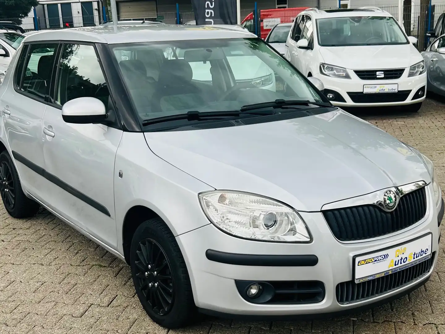 Skoda Fabia 5-Trg. 1.2  Ambiente mit Klima,ESP-ABS-Met.NSW Silver - 2