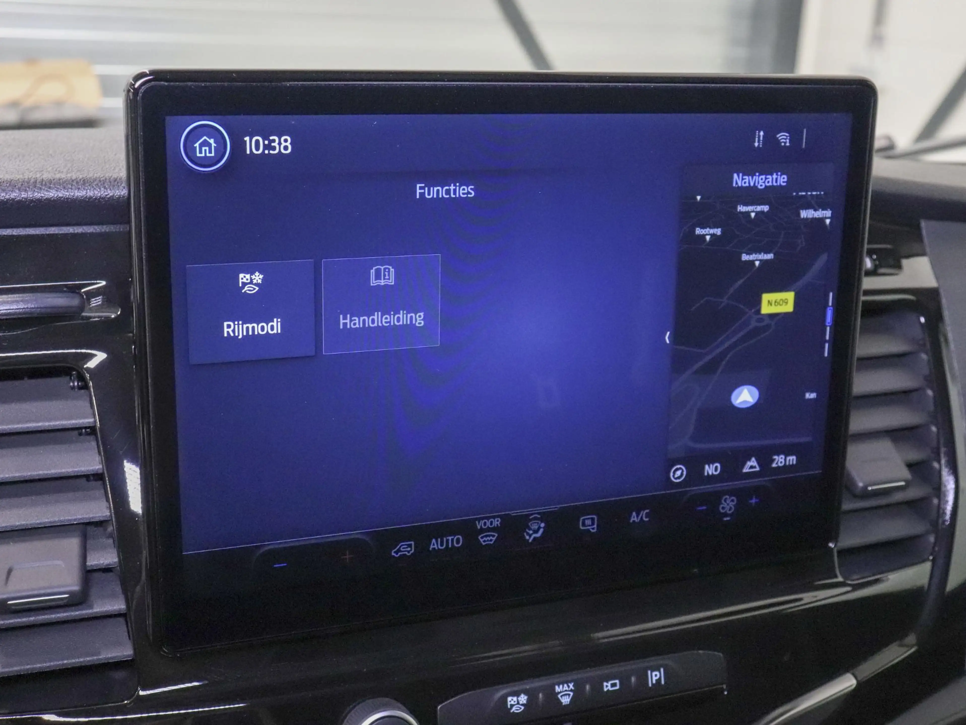 Ford Transit 130pk L2H2 Automaat Trekhaak Airco 360°Camera DAB+ — photo 30