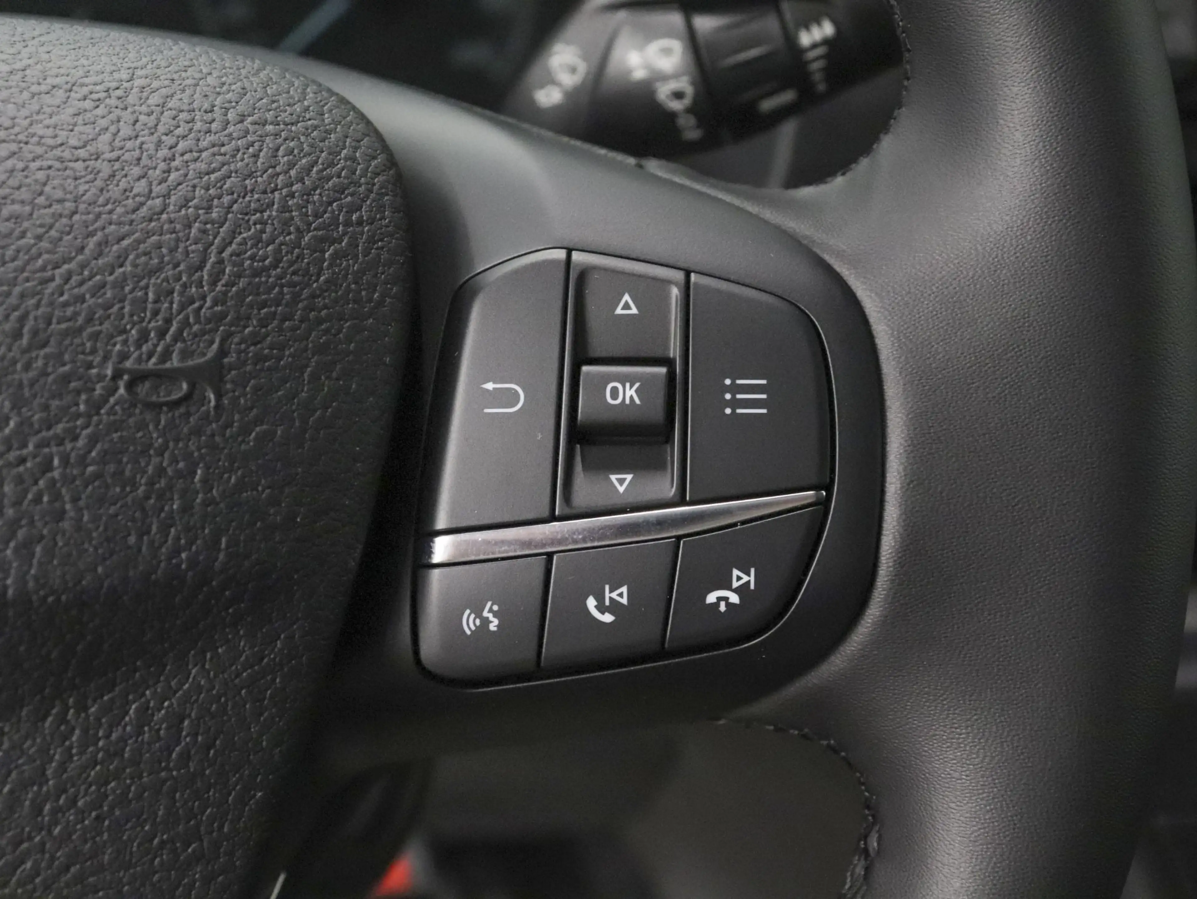 Ford Transit 130pk L2H2 Automaat Trekhaak Airco 360°Camera DAB+ — photo 19