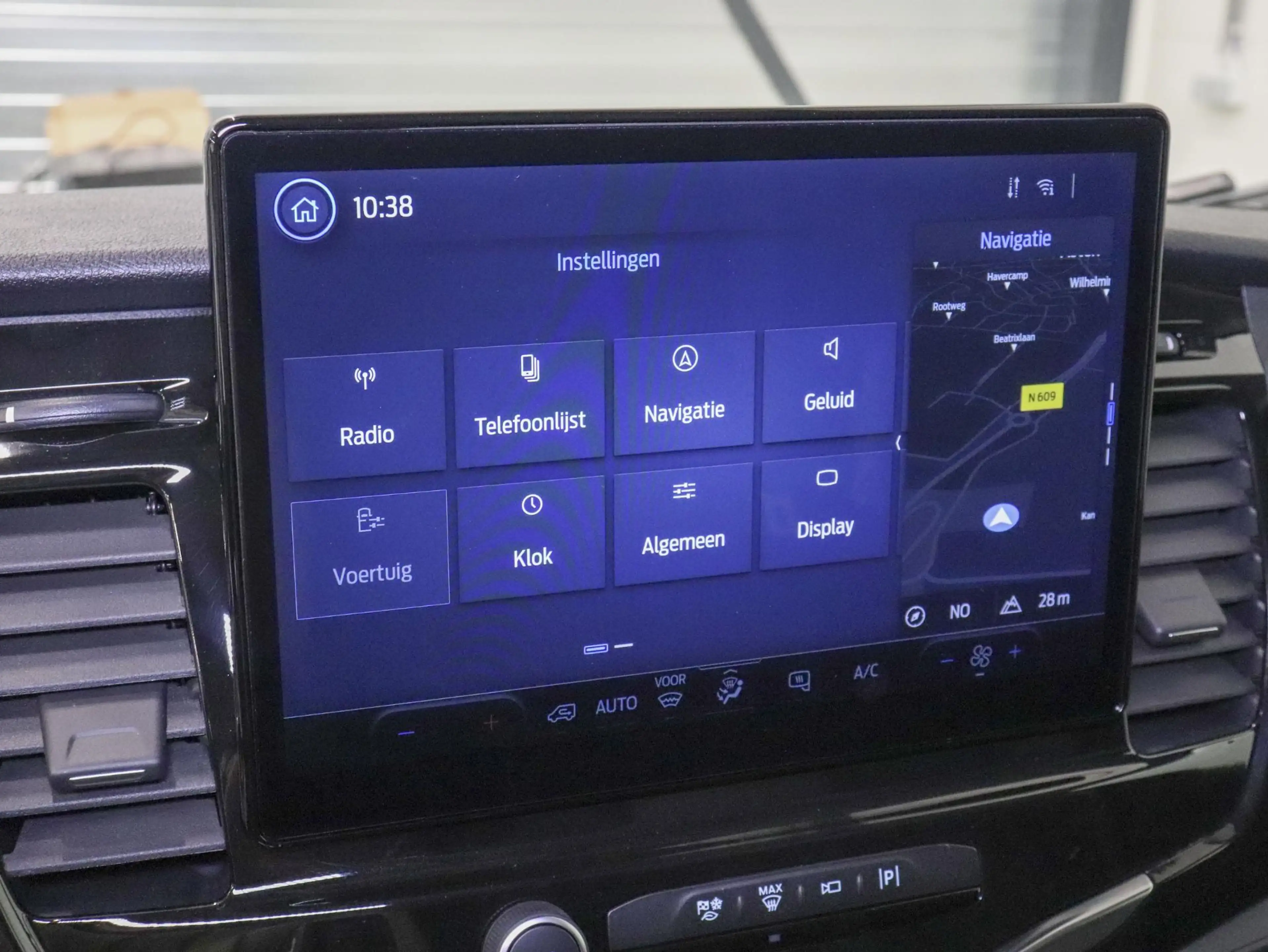 Ford Transit 130pk L2H2 Automaat Trekhaak Airco 360°Camera DAB+ — photo 28