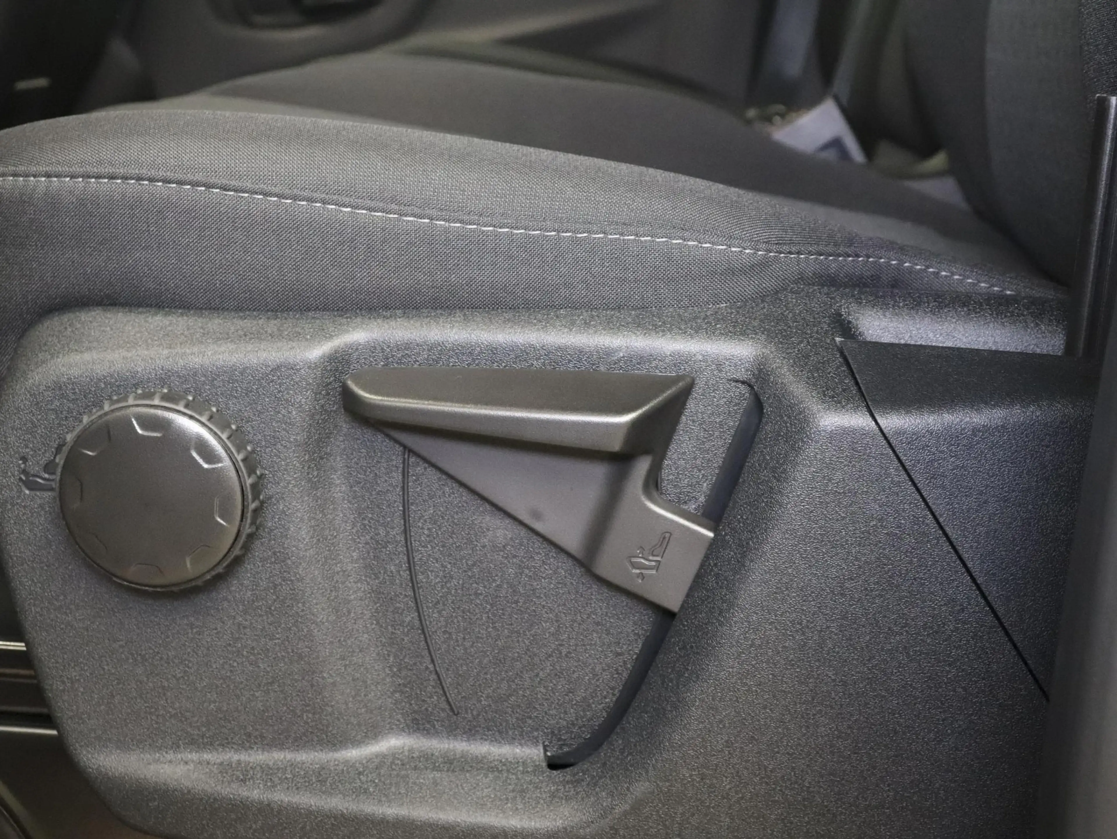 Ford Transit 130pk L2H2 Automaat Trekhaak Airco 360°Camera DAB+ — photo 31