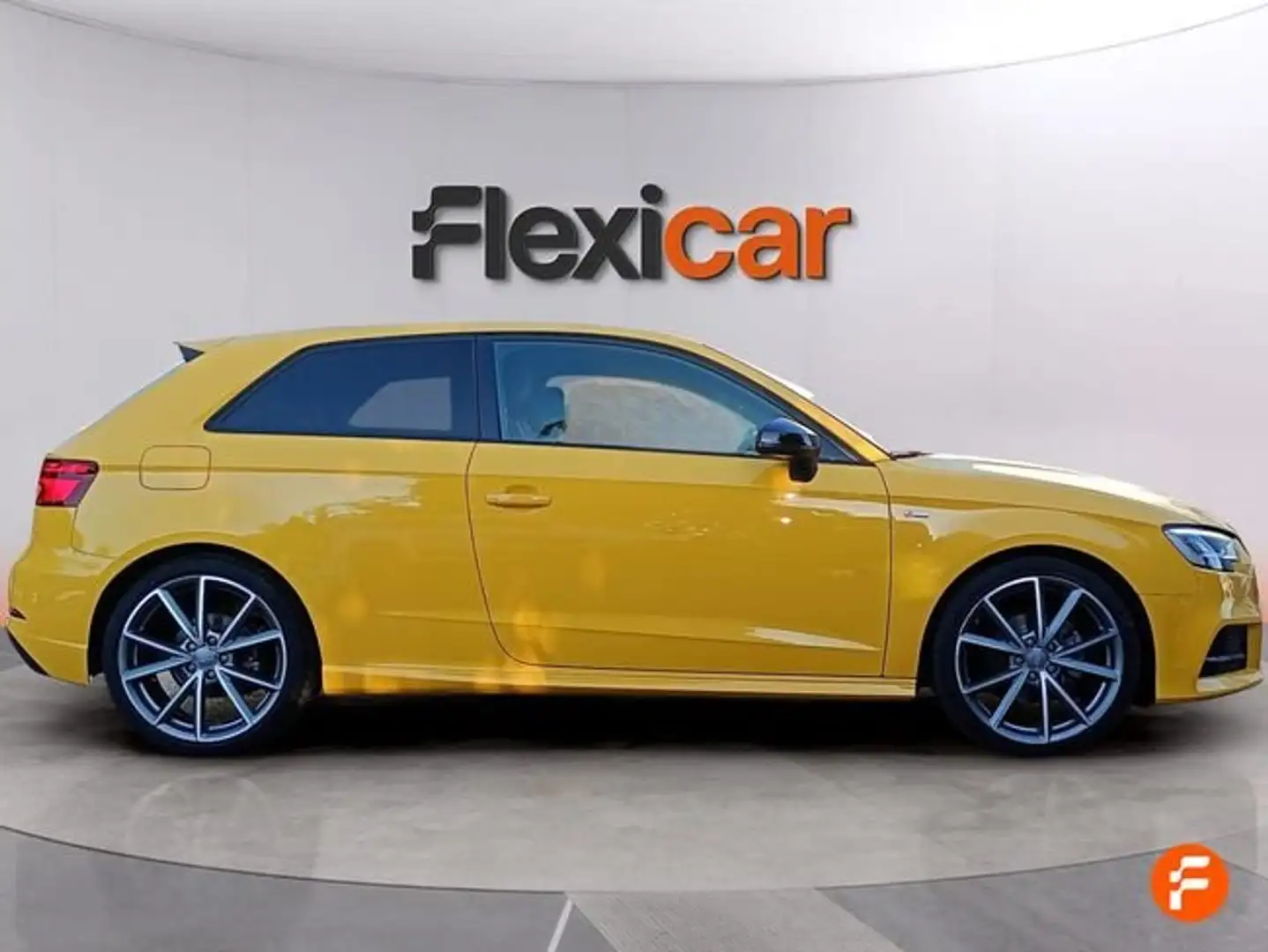 Audi A3 2.0TDI S Line Edition S tronic 7 110kW Amarillo - 2