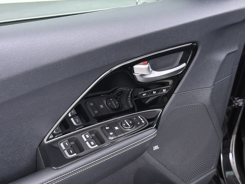 Kia e-Niro ExecutiveLine 64kWh SOH 100% Warmtepomp Panoramada — photo 24