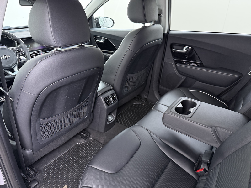 Kia e-Niro ExecutiveLine 64kWh SOH 100% Warmtepomp Panoramada — photo 13