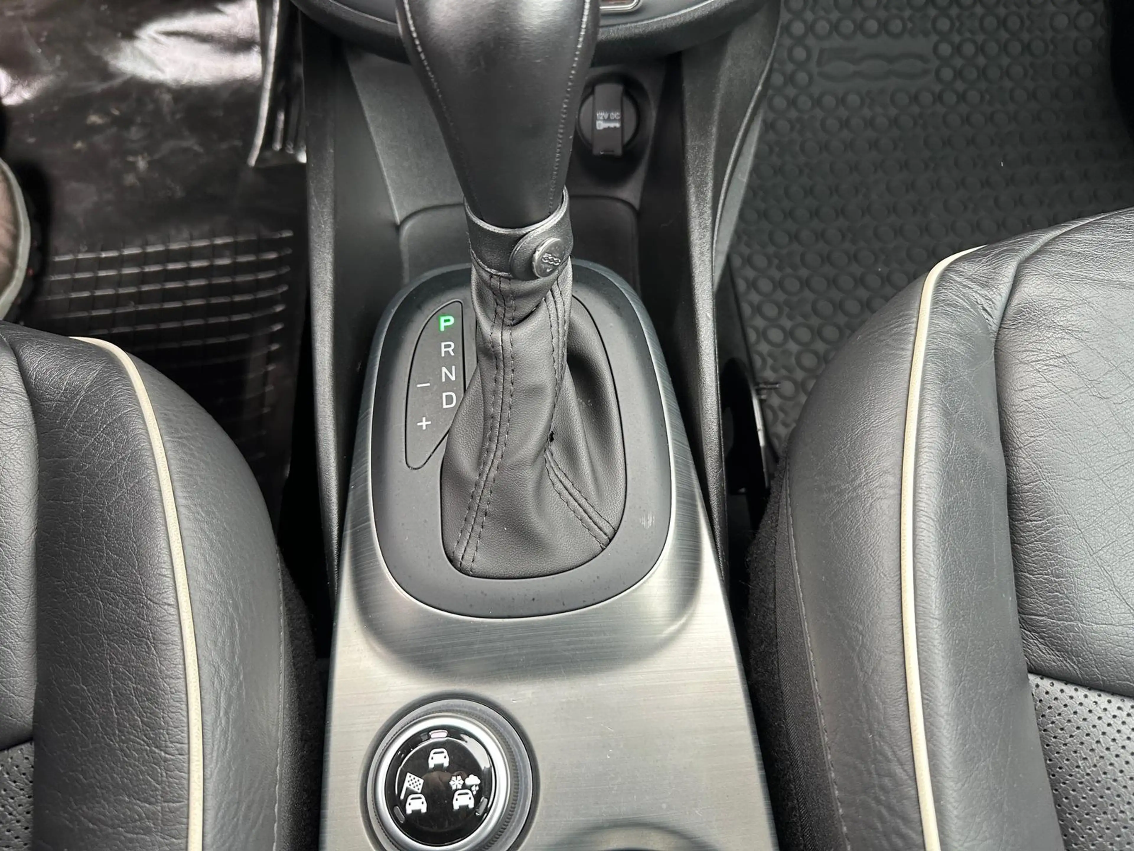 Fiat 500X 2.0 M-Jet KAT City Cross 4X4 — photo 15