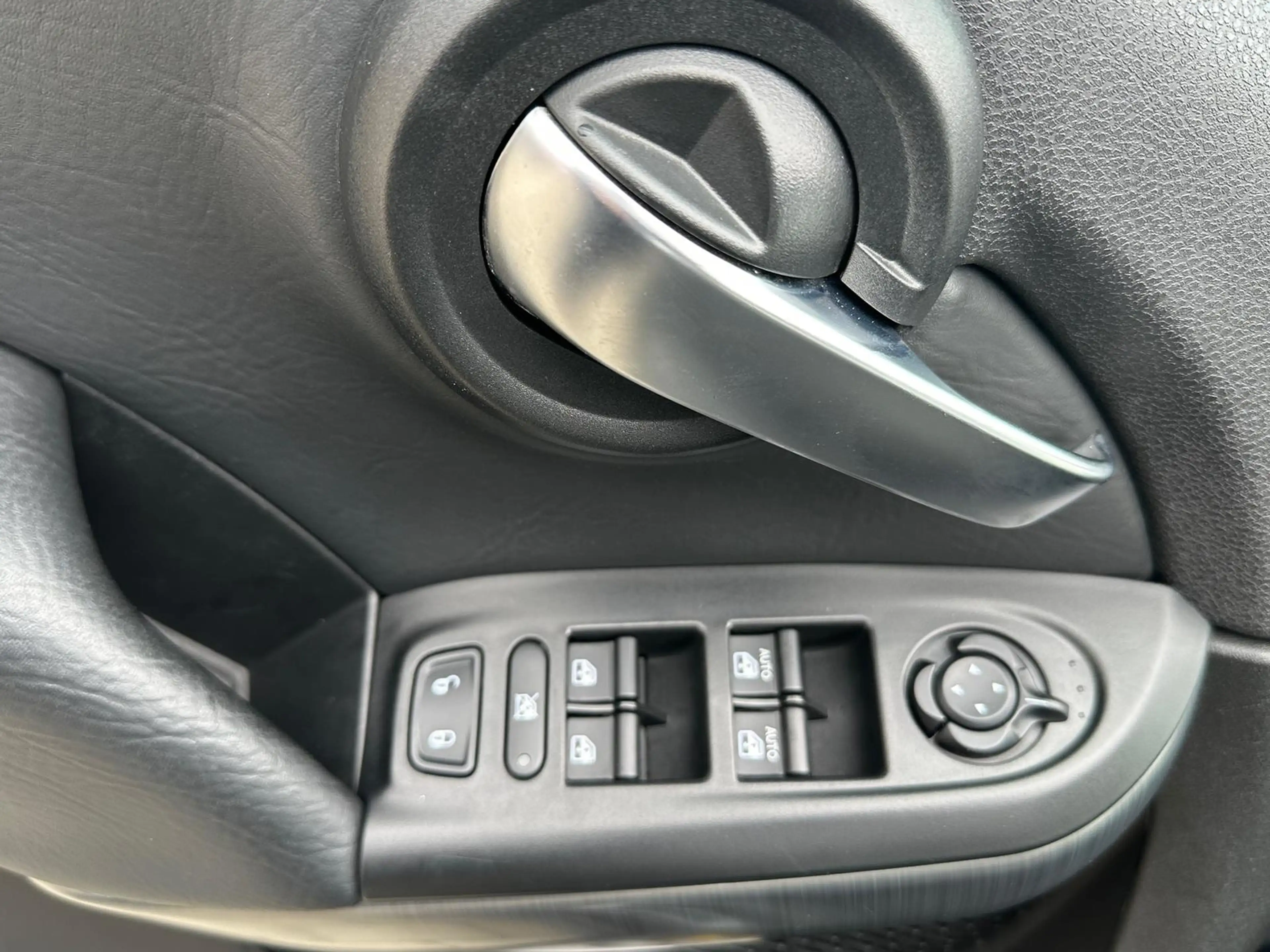 Fiat 500X 2.0 M-Jet KAT City Cross 4X4 — photo 11