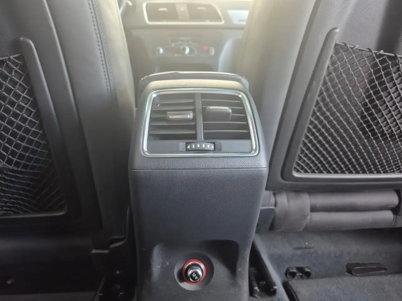Audi Q3 — photo 26 sur 34