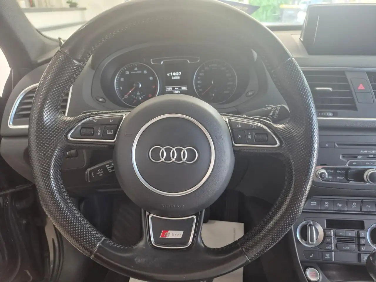 Audi Q3 — photo 12 sur 34