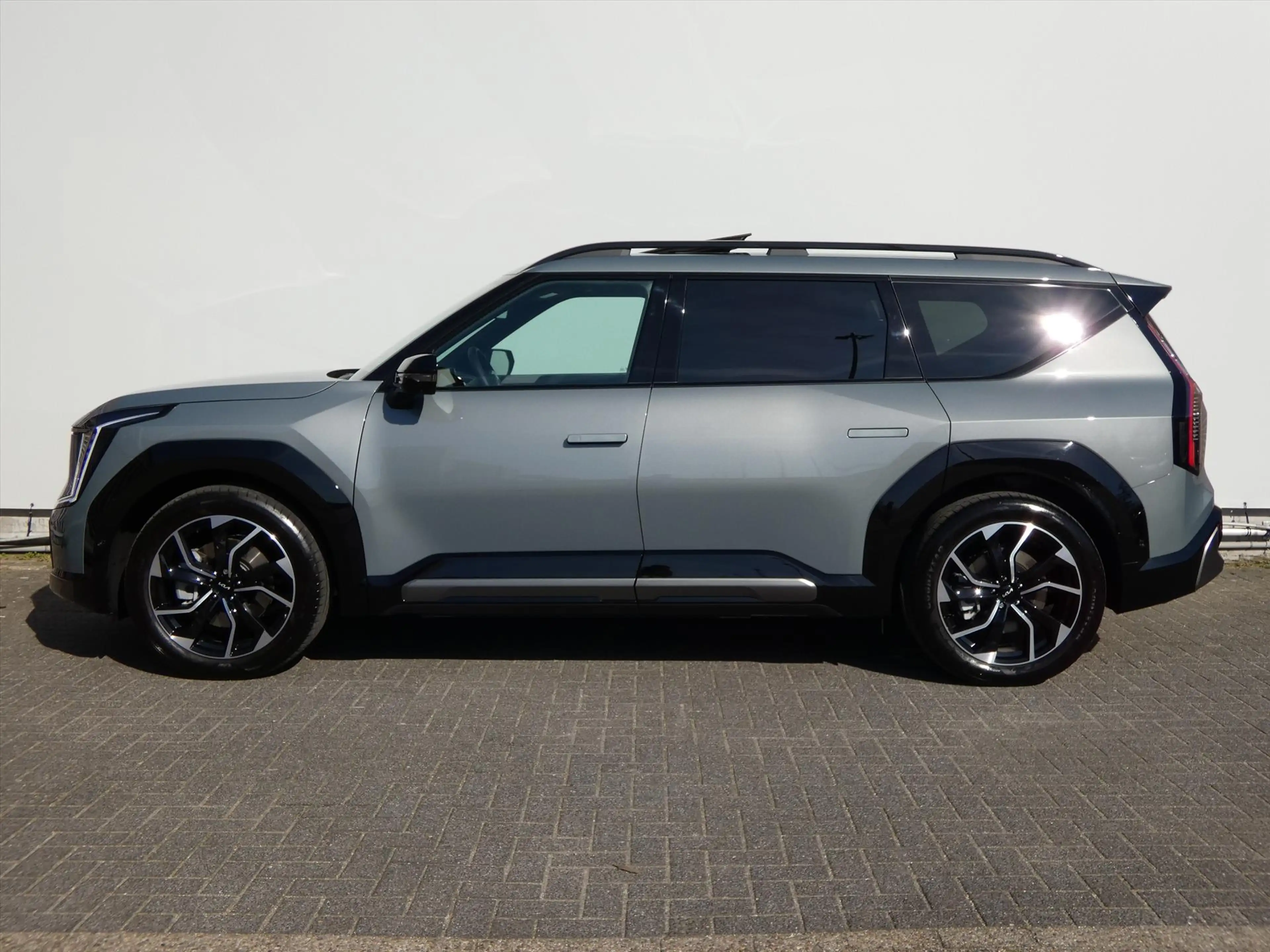 Kia EV9 99,8kWh 384pk AWD Dual Motor GT-Line — photo 8