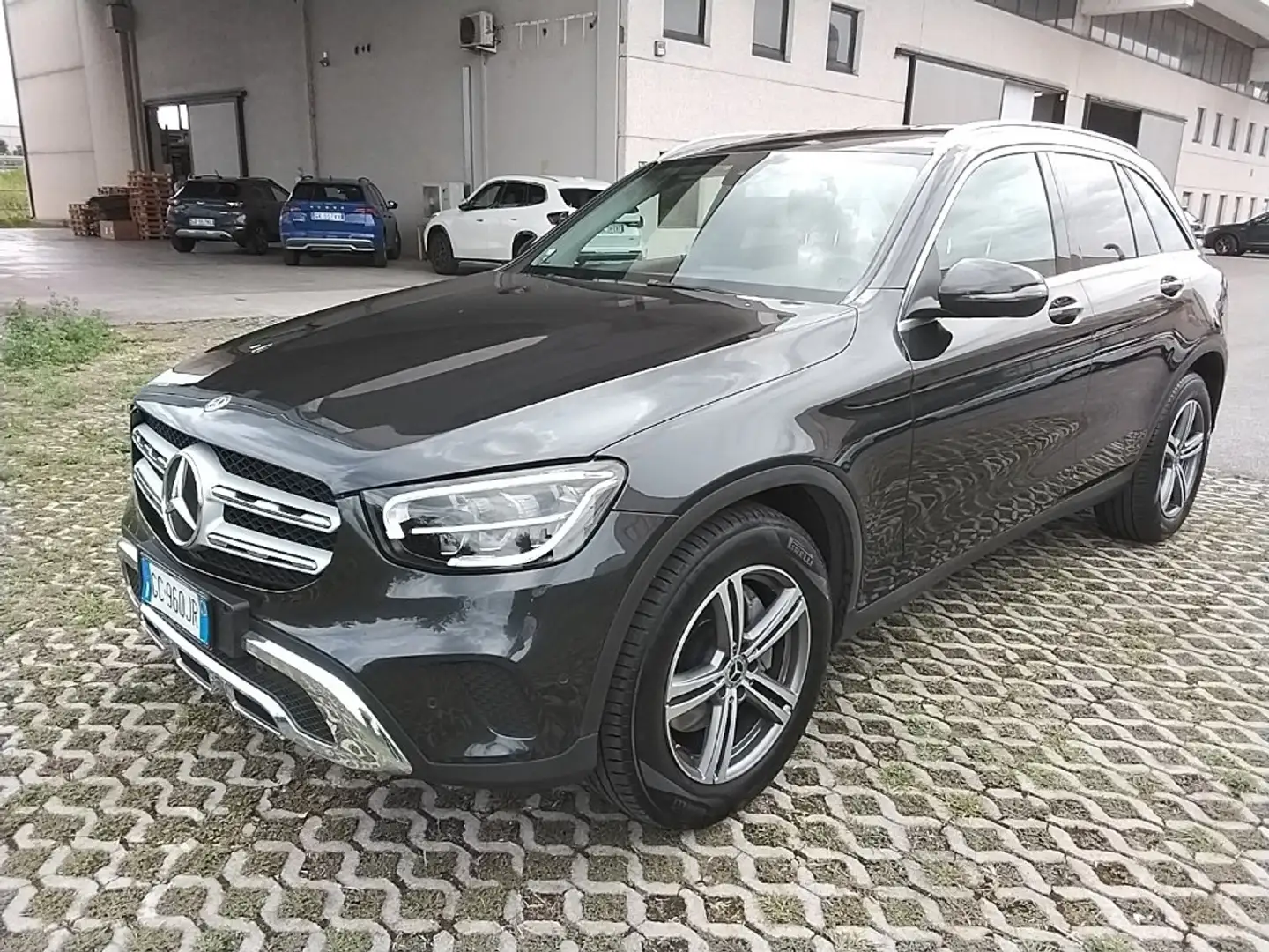 Mercedes-Benz GLC 220 220 d 4Matic Business Extra Bianco - 2