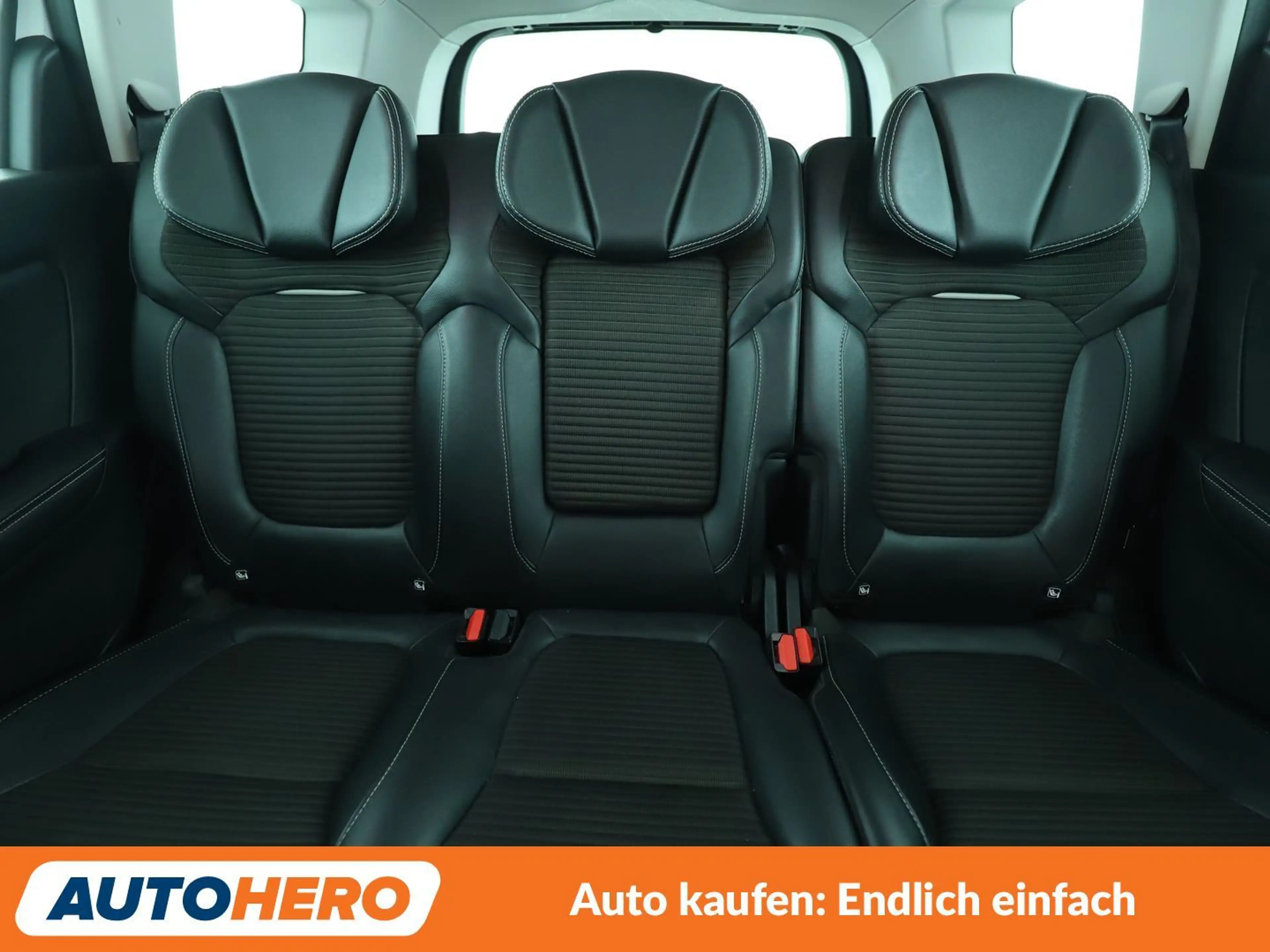 Renault Grand Scenic 1.3 TCe Energy BOSE-Edition Aut.*NAVI*TEMPO*PDC* — photo 15